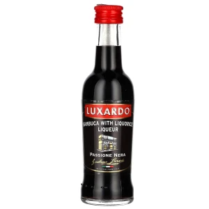 Likier Miniaturka Luxardo Passione Nera 38% 0,05l.